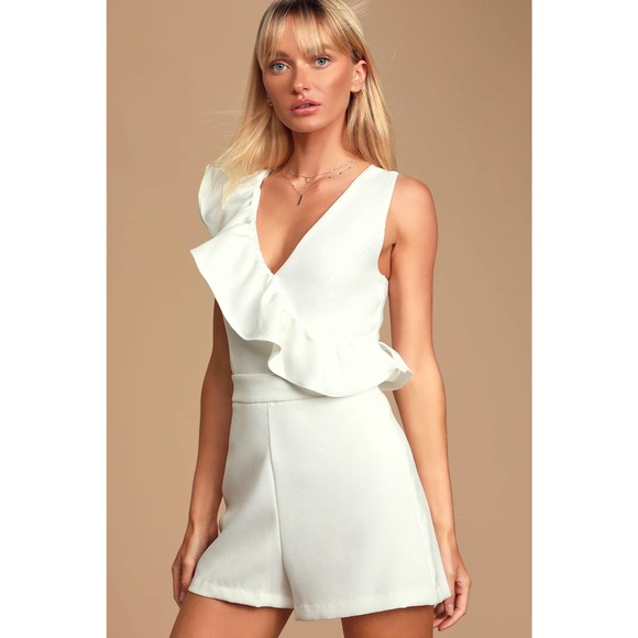 Lulus Pants - Lulus DO+BE Cheers to Love White Ruffled Sleeveless Romper Sz Medium NEW